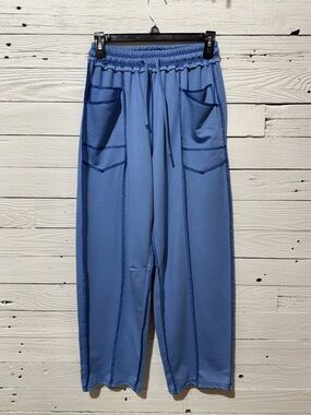 Women’s Small Casual Drawstring Relaxed Jogger Pants in Light Blue